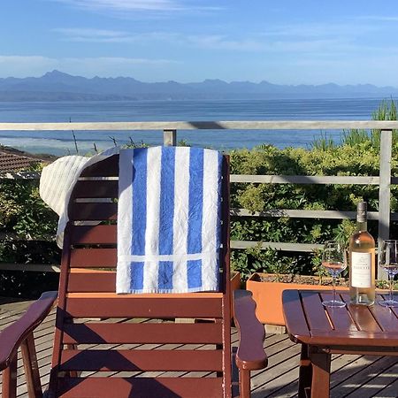 بليتنبيرغ باي Dolphins' Playground Beachfront B&B المظهر الخارجي الصورة